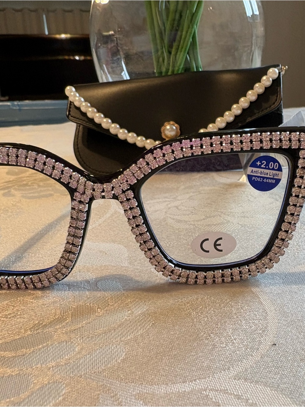 Diamond Studded Glasses +2.00 Case & Neck Hanger “anti-blue light” New